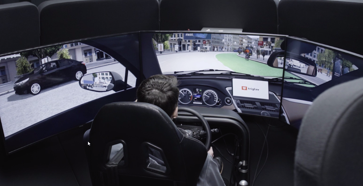 Bi se radi preizkusili na simulatorju varne vožnje?