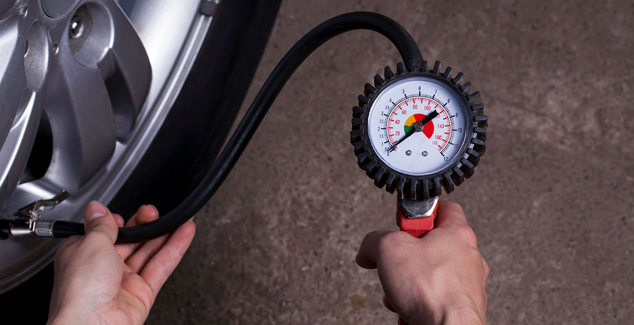 Zakaj je pomemben tlak v pnevmatikah?