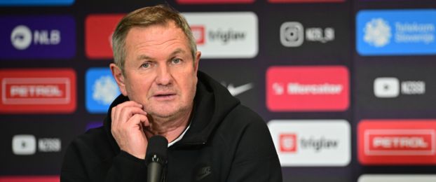 Vloga trenerja in soigralcev pri gradnji samozavesti &scaron;portnika