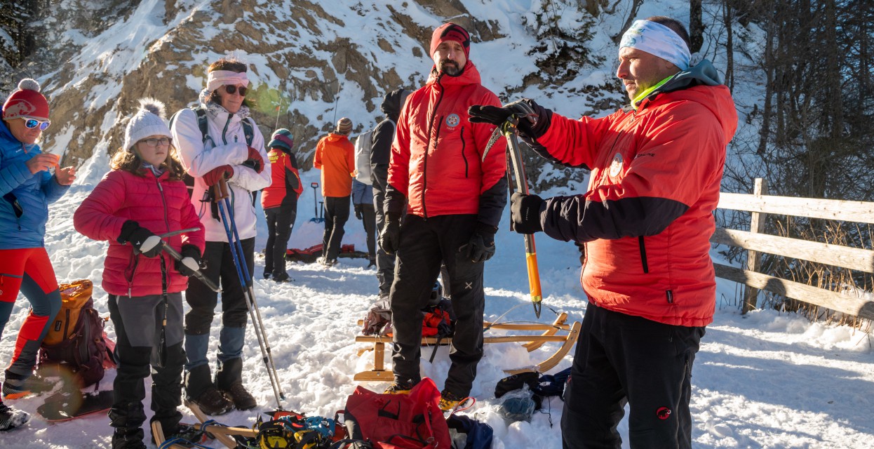 Varno gibanje v gorah pozimi