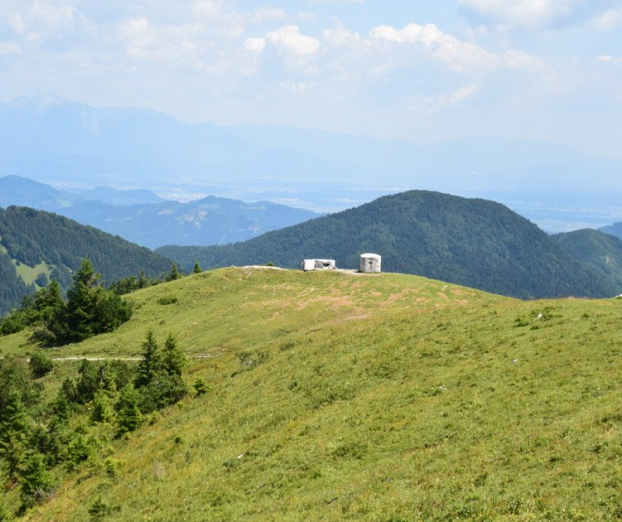 Ideja za izlet: Blego&scaron; s Črnega Kala