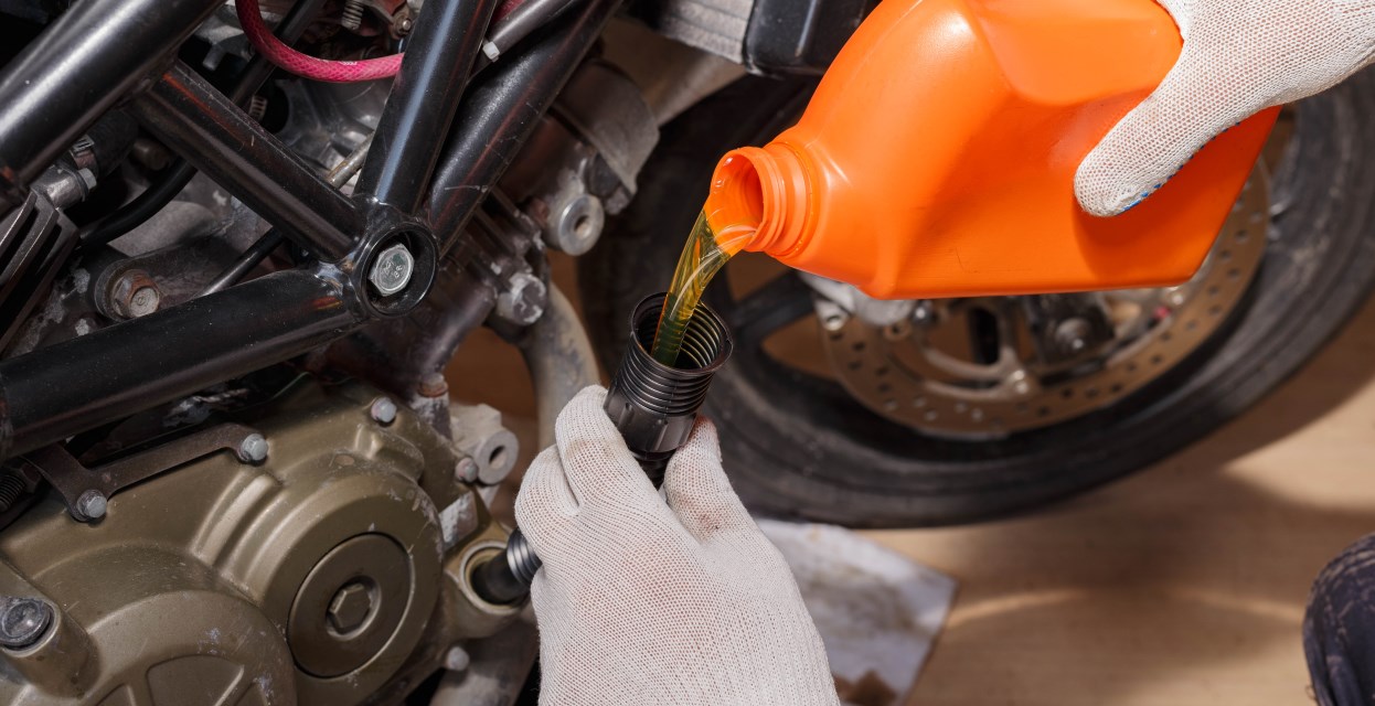 Katero motorno olje je dobro za moj motocikel?