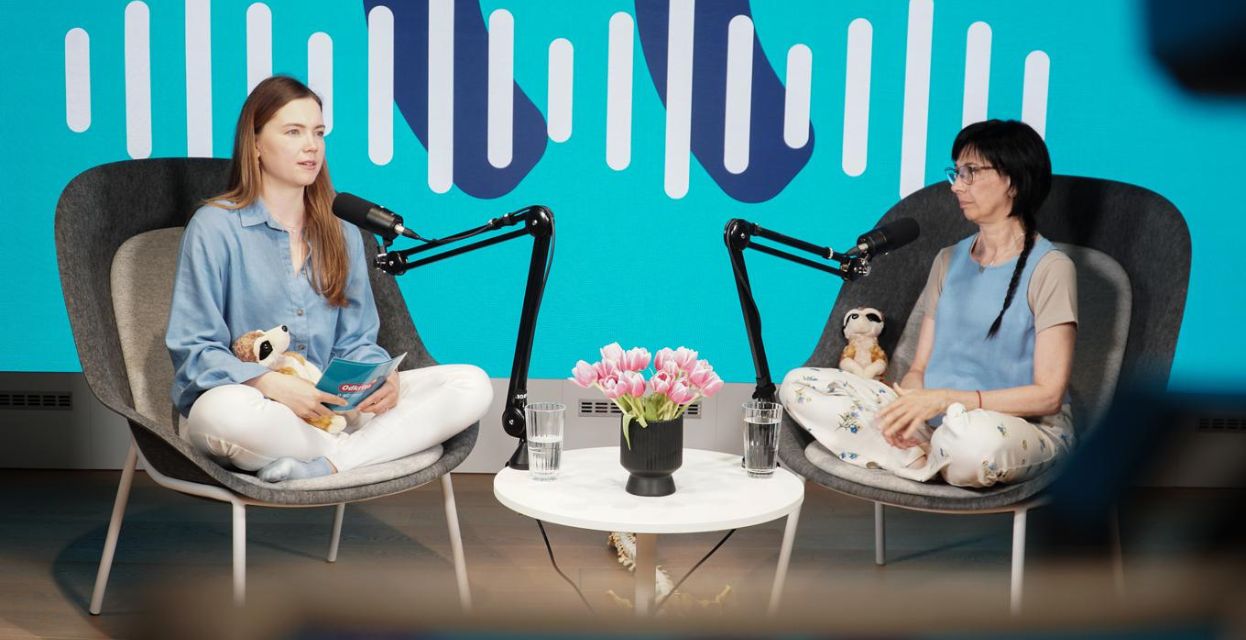 Podkast Odkrito o skritem S2E1: Zakaj vse je pomembna pokončna drža?