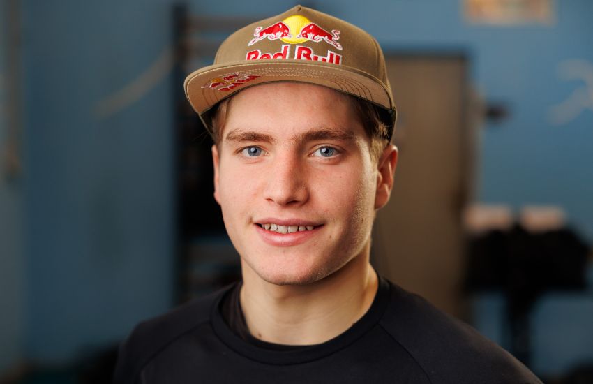 portret kajakaša Žige Lin Hočevarja