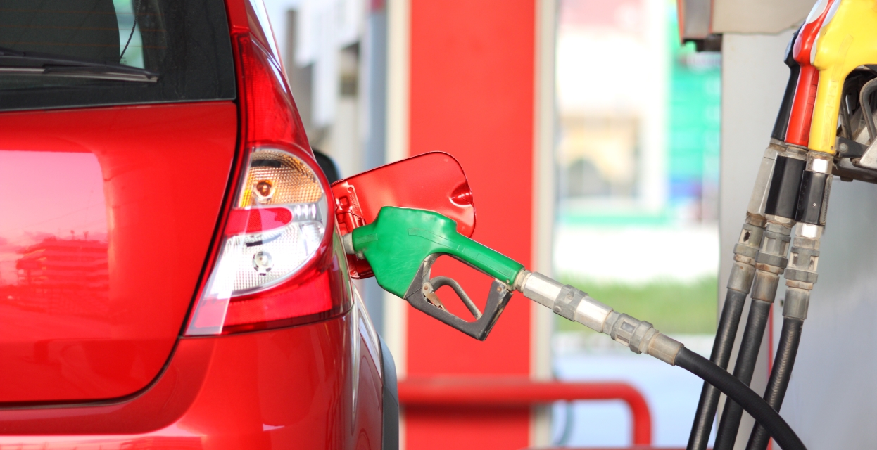 Napačno gorivo v avtomobilu: Kaj narediti in kakšna je cena?