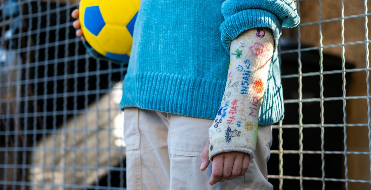 Kako status &scaron;portnika vpliva na nezgodno zavarovanje otroka?