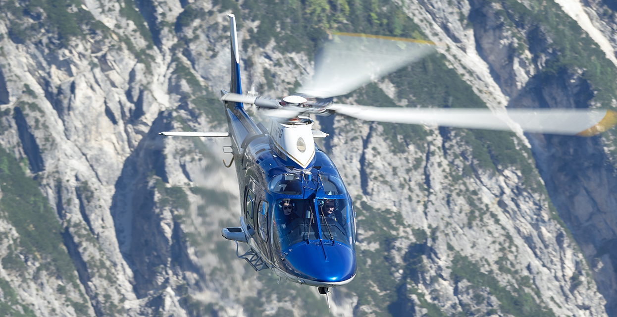 Helikoptersko re&scaron;evanje v gorah: Kako lahko pomagam?