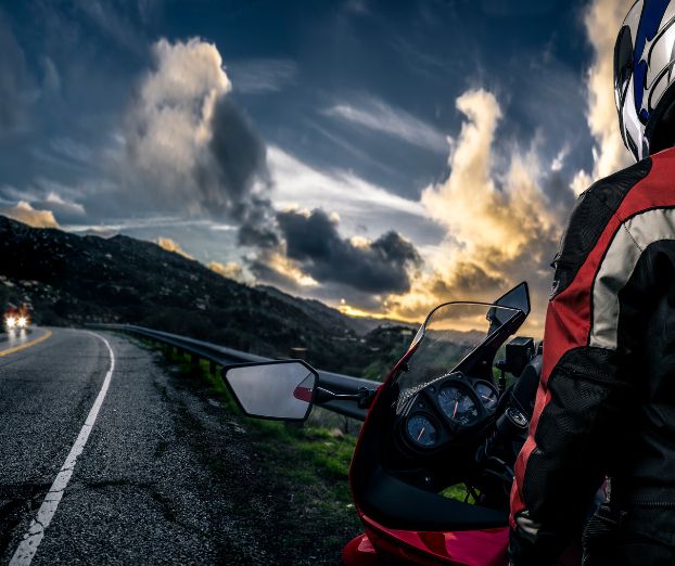 Vožnja motorja v različnih vremenskih razmerah