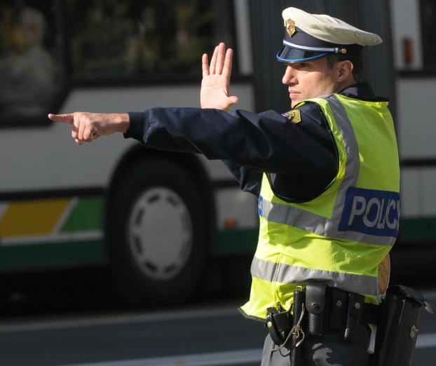 Test: Ali veste, kaj vam sporoča policist?