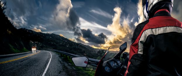 Vožnja motorja v različnih vremenskih razmerah